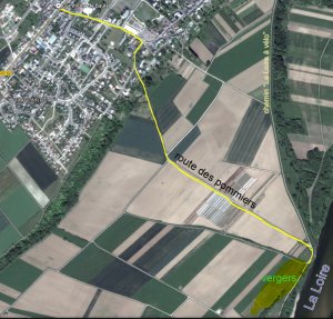 Route des pommiers en Val de Loire pour la vente cueillette des pommes du verger collection